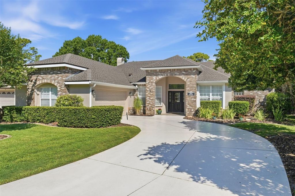 1941 CITRUS COURT, Mount Dora, FL 32757