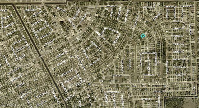 334 Pinehurst AVE, Lehigh Acres, FL 33974