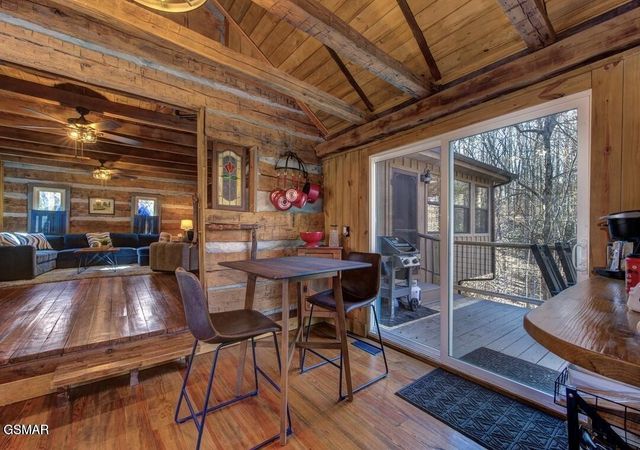 125 Cricket Hollow Way, Cosby, TN 37722