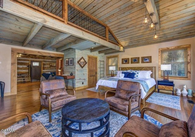 125 Cricket Hollow Way, Cosby, TN 37722