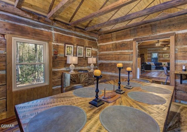 125 Cricket Hollow Way, Cosby, TN 37722
