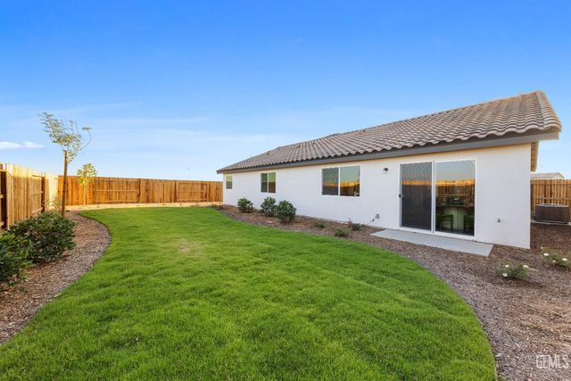 7305 Erskineville Drive, Bakersfield, CA 93307