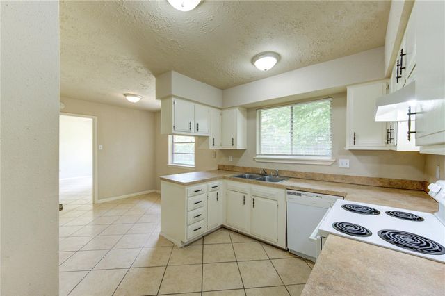 4426 Burkegate Drive, Spring, TX 77373