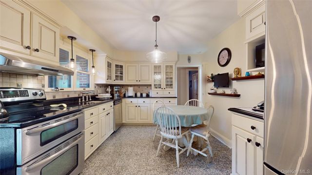 3401 Homestead Avenue, Wantagh, NY 11793