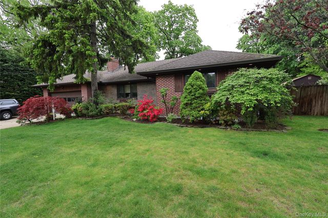 3401 Homestead Avenue, Wantagh, NY 11793