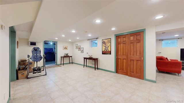 3401 Homestead Avenue, Wantagh, NY 11793