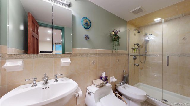 3401 Homestead Avenue, Wantagh, NY 11793