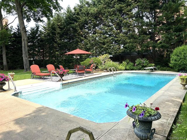 3401 Homestead Avenue, Wantagh, NY 11793