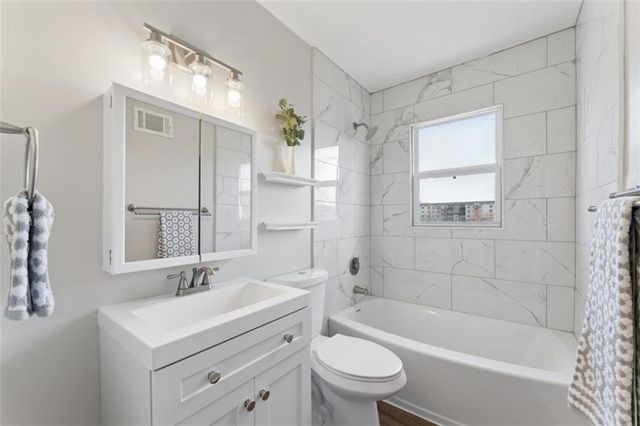 5515 Granada Street, Roeland Park, KS 66205