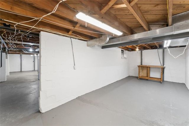 5515 Granada Street, Roeland Park, KS 66205