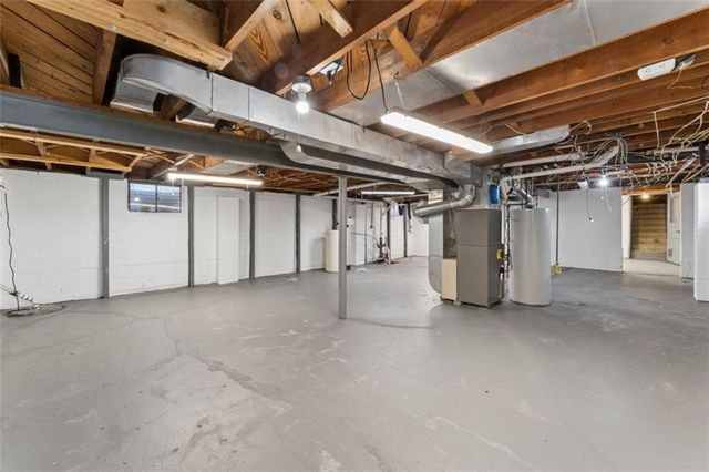 5515 Granada Street, Roeland Park, KS 66205