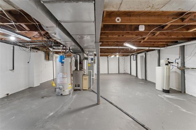 5515 Granada Street, Roeland Park, KS 66205