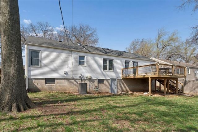 5515 Granada Street, Roeland Park, KS 66205