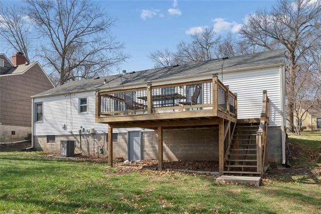 5515 Granada Street, Roeland Park, KS 66205