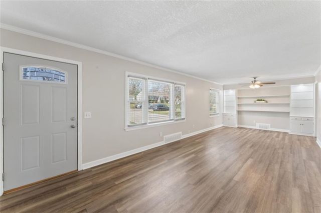 5515 Granada Street, Roeland Park, KS 66205