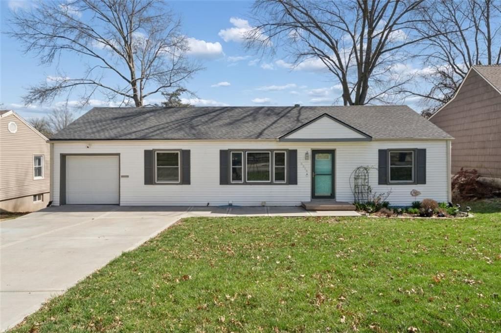 5515 Granada Street, Roeland Park, KS 66205