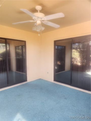 200 N Entry Oaks Point, Lecanto, FL 34461