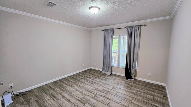 1894 Lake Vernon, Leesville, LA 71446
