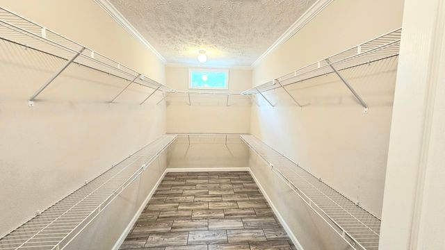 1894 Lake Vernon, Leesville, LA 71446