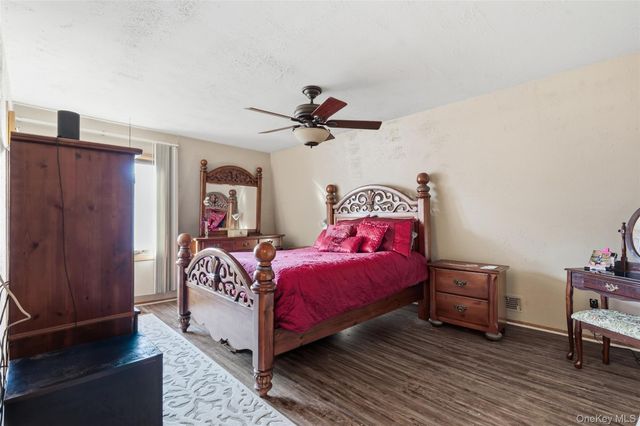 10 Heritage Drive A, New City, NY 10956