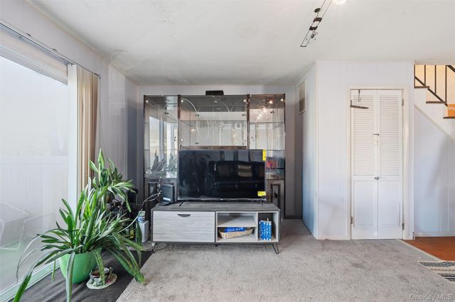 10 Heritage Drive A, New City, NY 10956