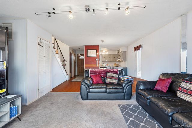 10 Heritage Drive A, New City, NY 10956