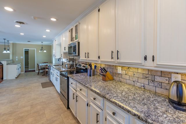 2801 Crawford Street, Montgomery, AL 36111