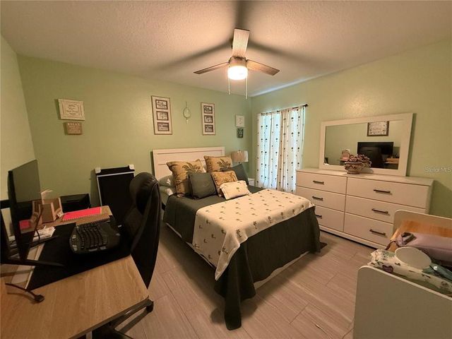 702 VIA BIANCA DRIVE, Davenport, FL 33896