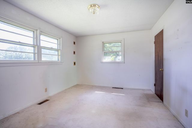 8543 North Road, North, SC 29112