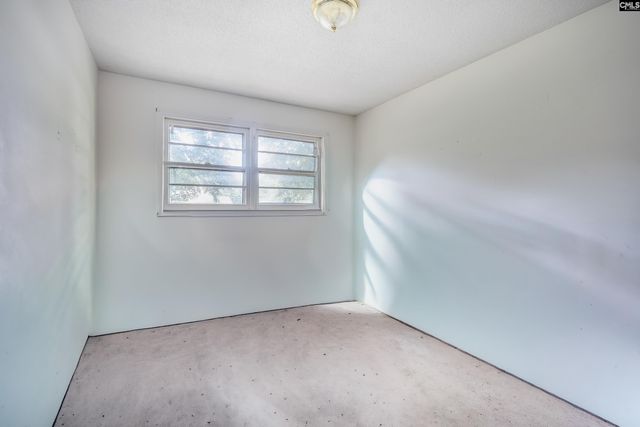 8543 North Road, North, SC 29112