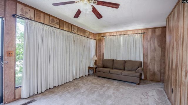 8543 North Road, North, SC 29112