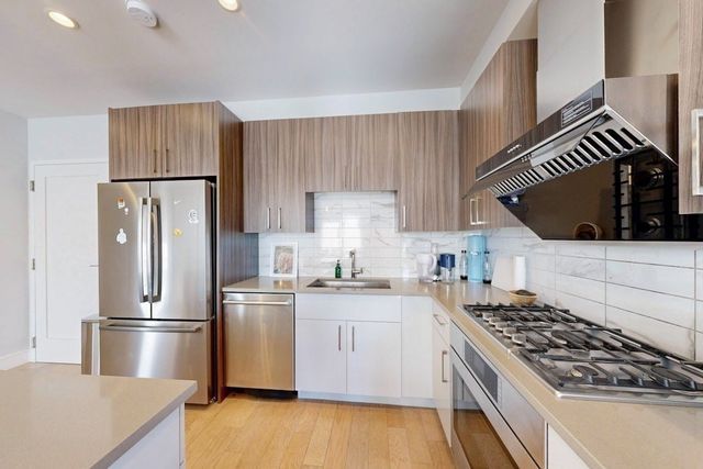 50 Symphony Rd 402, Boston, MA 02115