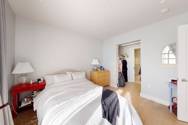 50 Symphony Rd 402, Boston, MA 02115