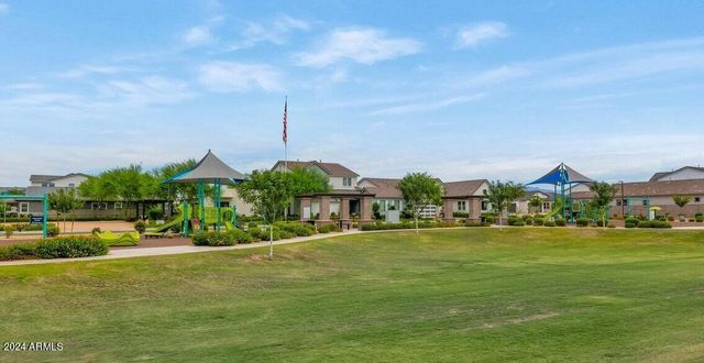 9511 E Talon Avenue, Mesa, AZ 85212