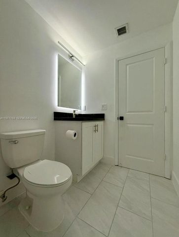 1035 NW 2nd Ave, Fort Lauderdale, FL 33311