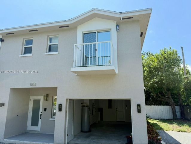 1035 NW 2nd Ave, Fort Lauderdale, FL 33311