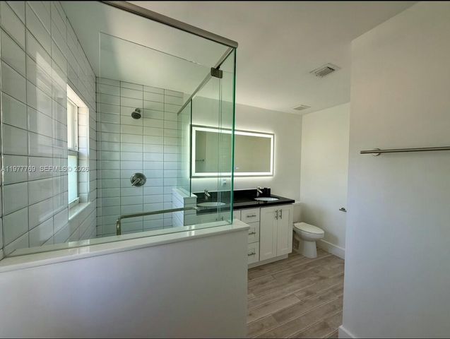 1035 NW 2nd Ave, Fort Lauderdale, FL 33311