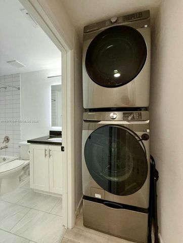 1035 NW 2nd Ave, Fort Lauderdale, FL 33311