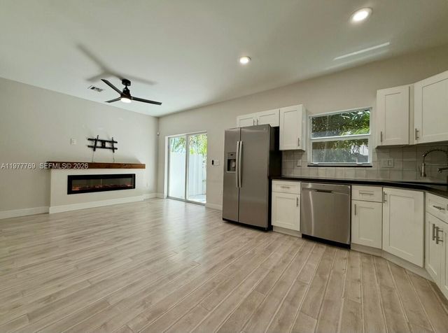 1035 NW 2nd Ave, Fort Lauderdale, FL 33311