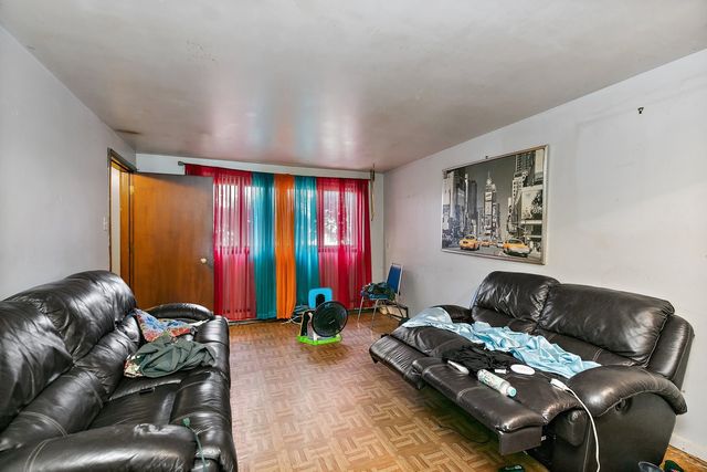 1955 Vermont Street, Blue Island, IL 60406