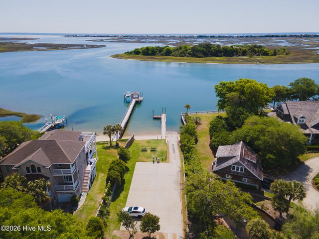 913 Wild Dunes Circle, Wilmington, NC 28411