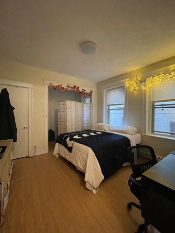 1665 Commonwealth Ave 2, Boston, MA 02135