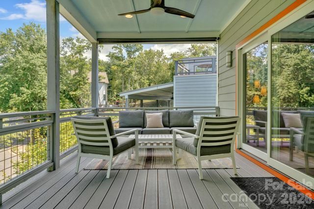 8 Birdhouse Row, Asheville, NC 28801