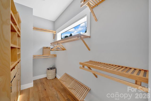 8 Birdhouse Row, Asheville, NC 28801