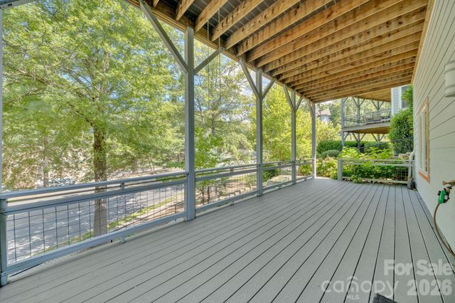 8 Birdhouse Row, Asheville, NC 28801