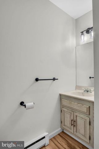 83 QUEEN AVE, Enola, PA 17025