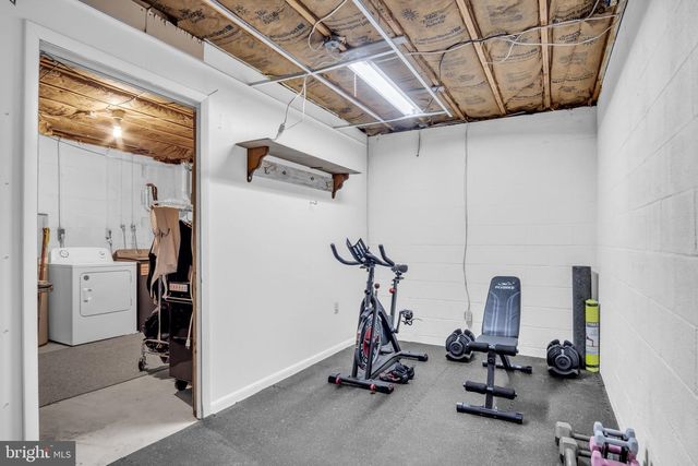 83 QUEEN AVE, Enola, PA 17025