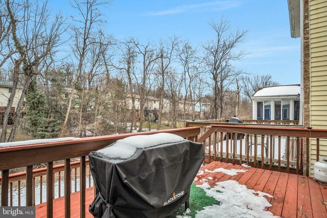 83 QUEEN AVE, Enola, PA 17025