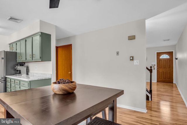 83 QUEEN AVE, Enola, PA 17025