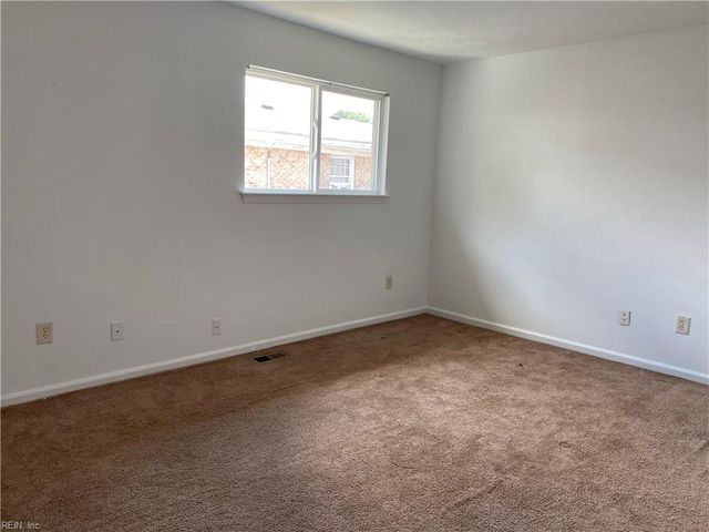 8546 Chesapeake Blvd Apt 402, Norfolk, VA 23503